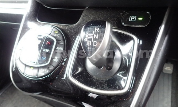 Acheter Occasion Voiture Toyota Esquire Noir à Beitbridge, Matabeleland South Acheter Occasion Voiture Toyota Esquire Noir à Beitbridge, Matabeleland South