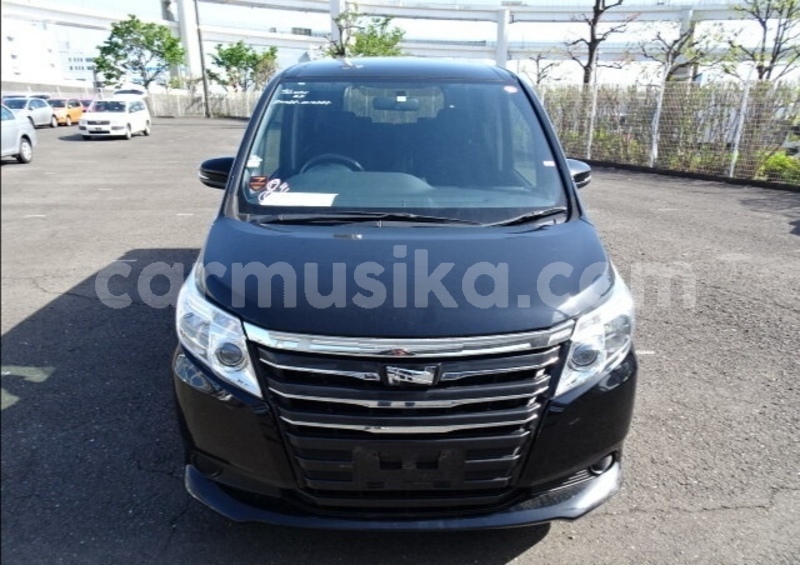Big with watermark toyota noah matabeleland south beitbridge 29238