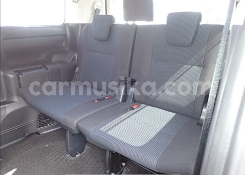 Big with watermark toyota noah matabeleland south beitbridge 29238