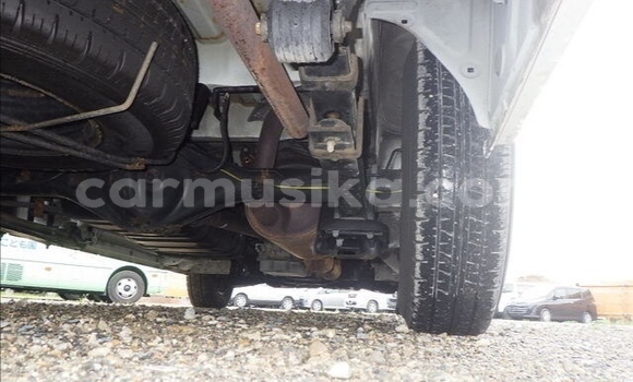 Acheter Occasion Voiture Toyota RegiusAce Blanc à Beitbridge, Matabeleland South Acheter Occasion Voiture Toyota RegiusAce Blanc à Beitbridge, Matabeleland South