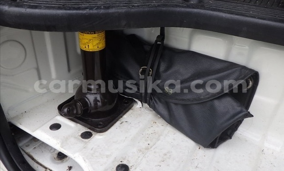 Acheter Occasion Voiture Toyota RegiusAce Blanc à Beitbridge, Matabeleland South Acheter Occasion Voiture Toyota RegiusAce Blanc à Beitbridge, Matabeleland South