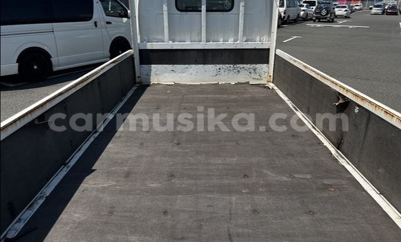 Tenga Tsaru Toyota Dyna Chena Rori in Beitbridge in Matabeleland South Tenga Tsaru Toyota Dyna Chena Rori in Beitbridge in Matabeleland South