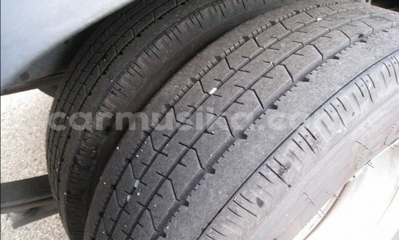 Acheter Occasion Voiture Hummer H2 Blanc à Beitbridge, Matabeleland South Acheter Occasion Voiture Hummer H2 Blanc à Beitbridge, Matabeleland South