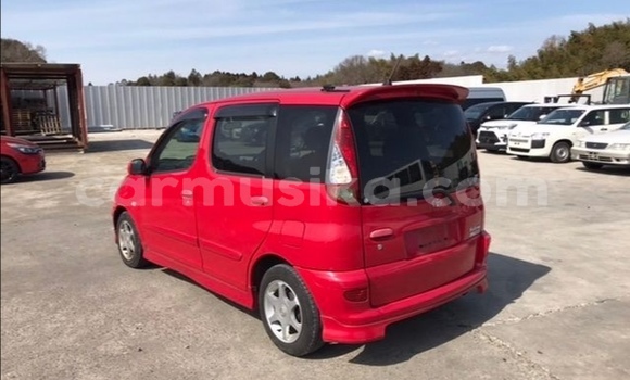 Tenga Tsaru Toyota FunCargo Tsvuku Mota in Beitbridge in Matabeleland South Tenga Tsaru Toyota FunCargo Tsvuku Mota in Beitbridge in Matabeleland South