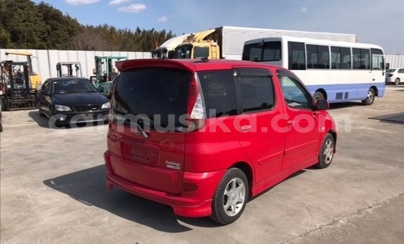 Tenga Tsaru Toyota FunCargo Tsvuku Mota in Beitbridge in Matabeleland South Tenga Tsaru Toyota FunCargo Tsvuku Mota in Beitbridge in Matabeleland South