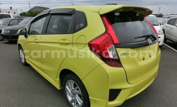 Buy Used Honda Fit Other Car in Beitbridge in Matabeleland South Buy Used Honda Fit Other Car in Beitbridge in Matabeleland South