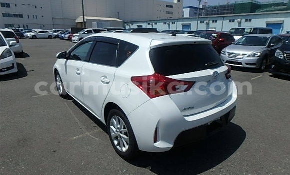 Tenga Tsaru Toyota Auris Chena Mota in Beitbridge in Matabeleland South Tenga Tsaru Toyota Auris Chena Mota in Beitbridge in Matabeleland South