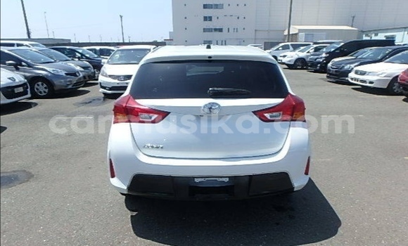 Tenga Tsaru Toyota Auris Chena Mota in Beitbridge in Matabeleland South Tenga Tsaru Toyota Auris Chena Mota in Beitbridge in Matabeleland South