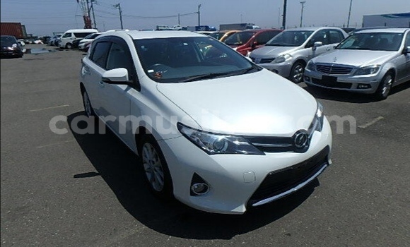 Tenga Tsaru Toyota Auris Chena Mota in Beitbridge in Matabeleland South Tenga Tsaru Toyota Auris Chena Mota in Beitbridge in Matabeleland South