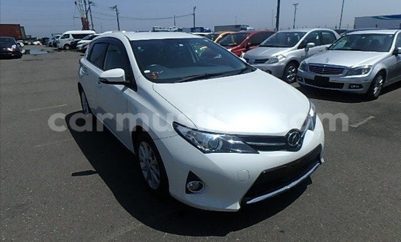 Tenga Tsaru Toyota Auris Chena Mota in Beitbridge in Matabeleland South Tenga Tsaru Toyota Auris Chena Mota in Beitbridge in Matabeleland South