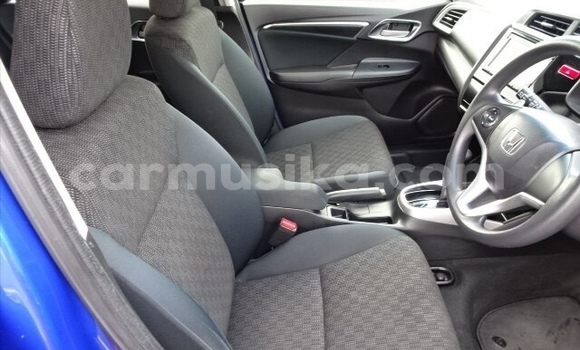 Acheter Occasion Voiture Honda Fit Bleu à Beitbridge, Matabeleland South Acheter Occasion Voiture Honda Fit Bleu à Beitbridge, Matabeleland South