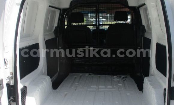 Acheter Occasion Voiture Nissan NV200 Blanc à Beitbridge, Matabeleland South Acheter Occasion Voiture Nissan NV200 Blanc à Beitbridge, Matabeleland South