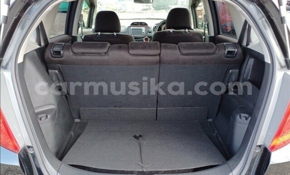 Acheter Occasion Voiture Honda Fit Noir à Beitbridge, Matabeleland South Acheter Occasion Voiture Honda Fit Noir à Beitbridge, Matabeleland South