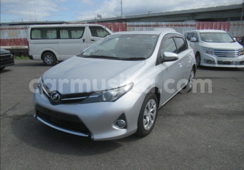 Big with watermark toyota auris matabeleland south beitbridge 29259