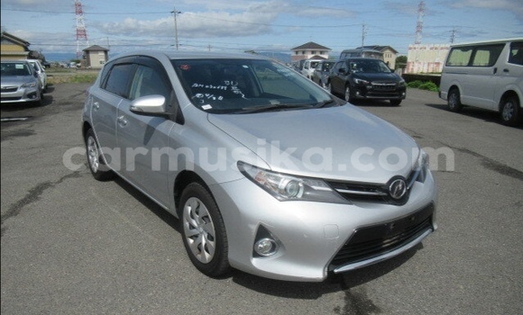 Buy Used Toyota Auris Silver Car in Beitbridge in Matabeleland South Buy Used Toyota Auris Silver Car in Beitbridge in Matabeleland South