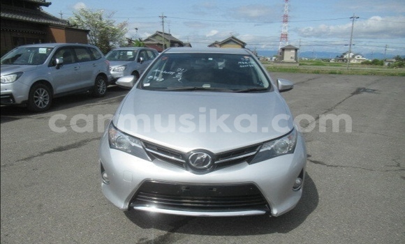 Buy Used Toyota Auris Silver Car in Beitbridge in Matabeleland South Buy Used Toyota Auris Silver Car in Beitbridge in Matabeleland South