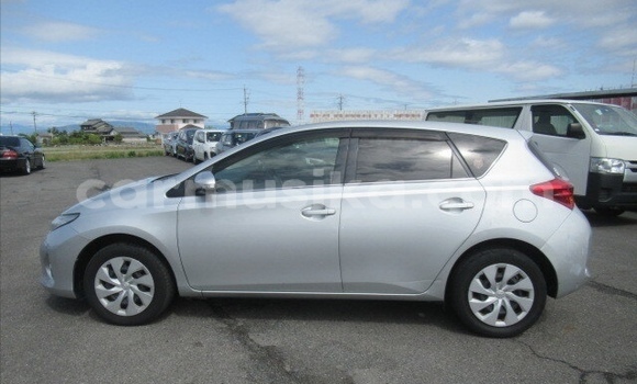 Buy Used Toyota Auris Silver Car in Beitbridge in Matabeleland South Buy Used Toyota Auris Silver Car in Beitbridge in Matabeleland South