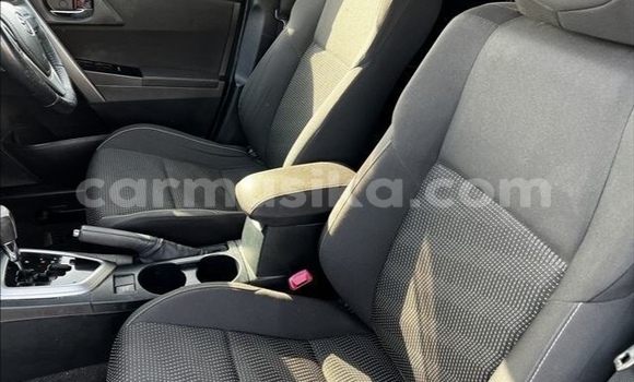 Buy Used Toyota Auris Silver Car in Beitbridge in Matabeleland South Buy Used Toyota Auris Silver Car in Beitbridge in Matabeleland South