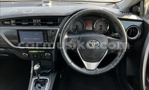 Buy Used Toyota Auris Silver Car in Beitbridge in Matabeleland South Buy Used Toyota Auris Silver Car in Beitbridge in Matabeleland South