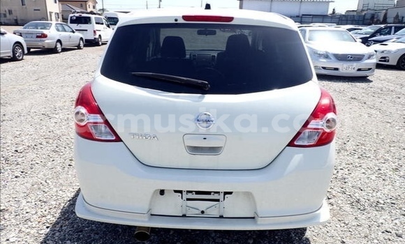Acheter Occasion Voiture Nissan Tiida Blanc à Beitbridge, Matabeleland South Acheter Occasion Voiture Nissan Tiida Blanc à Beitbridge, Matabeleland South