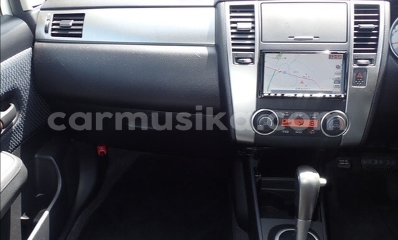 Acheter Occasion Voiture Nissan Tiida Blanc à Beitbridge, Matabeleland South Acheter Occasion Voiture Nissan Tiida Blanc à Beitbridge, Matabeleland South