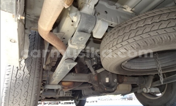 Acheter Occasion Voiture Nissan Caravan Gris à Beitbridge, Matabeleland South Acheter Occasion Voiture Nissan Caravan Gris à Beitbridge, Matabeleland South