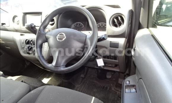 Acheter Occasion Voiture Nissan Caravan Gris à Beitbridge, Matabeleland South Acheter Occasion Voiture Nissan Caravan Gris à Beitbridge, Matabeleland South