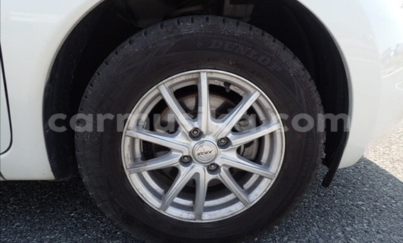 Acheter Occasion Voiture Nissan Note Blanc à Beitbridge, Matabeleland South Acheter Occasion Voiture Nissan Note Blanc à Beitbridge, Matabeleland South