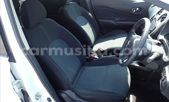 Acheter Occasion Voiture Nissan Note Blanc à Beitbridge, Matabeleland South Acheter Occasion Voiture Nissan Note Blanc à Beitbridge, Matabeleland South