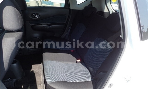 Acheter Occasion Voiture Nissan Note Blanc à Beitbridge, Matabeleland South Acheter Occasion Voiture Nissan Note Blanc à Beitbridge, Matabeleland South