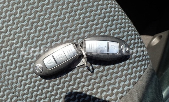 Acheter Occasion Voiture Nissan Note Blanc à Beitbridge, Matabeleland South Acheter Occasion Voiture Nissan Note Blanc à Beitbridge, Matabeleland South