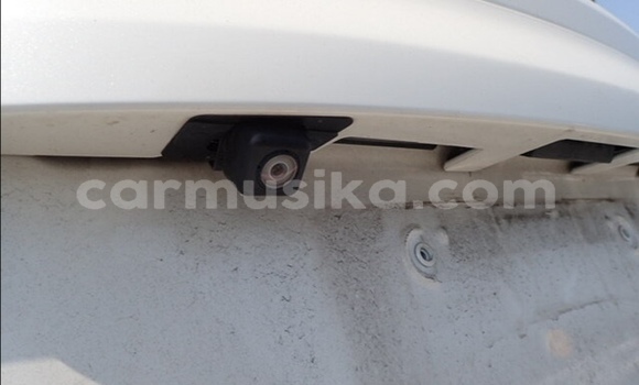 Acheter Occasion Voiture Nissan Note Blanc à Beitbridge, Matabeleland South Acheter Occasion Voiture Nissan Note Blanc à Beitbridge, Matabeleland South