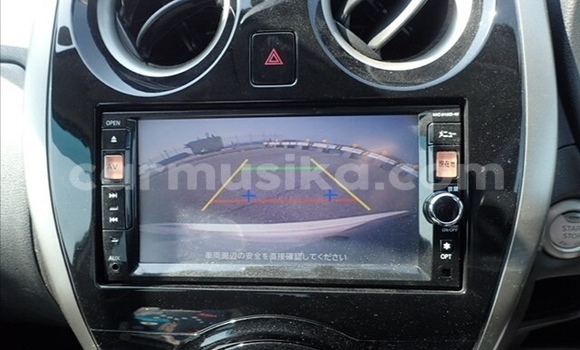 Acheter Occasion Voiture Nissan Note Blanc à Beitbridge, Matabeleland South Acheter Occasion Voiture Nissan Note Blanc à Beitbridge, Matabeleland South