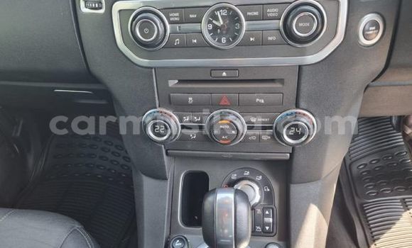 Acheter Occasion Voiture Land Rover Discovery Blanc à Beitbridge, Matabeleland South Acheter Occasion Voiture Land Rover Discovery Blanc à Beitbridge, Matabeleland South