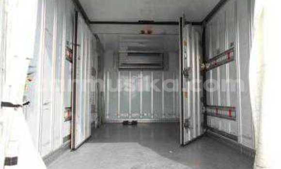 Tenga Tsaru Isuzu Elf Chena Rori in Beitbridge in Matabeleland South Tenga Tsaru Isuzu Elf Chena Rori in Beitbridge in Matabeleland South