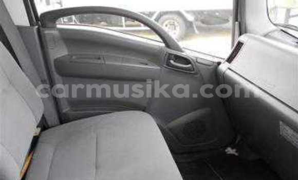 Tenga Tsaru Isuzu Elf Chena Rori in Beitbridge in Matabeleland South Tenga Tsaru Isuzu Elf Chena Rori in Beitbridge in Matabeleland South