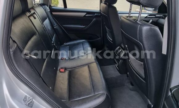 Acheter Occasion Voiture BMW X3 Gris à Beitbridge, Matabeleland South Acheter Occasion Voiture BMW X3 Gris à Beitbridge, Matabeleland South