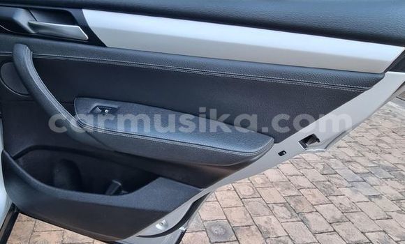 Acheter Occasion Voiture BMW X3 Gris à Beitbridge, Matabeleland South Acheter Occasion Voiture BMW X3 Gris à Beitbridge, Matabeleland South