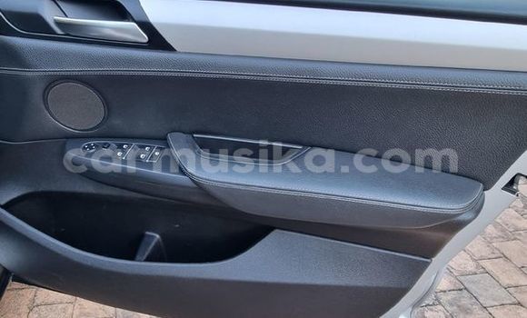 Acheter Occasion Voiture BMW X3 Gris à Beitbridge, Matabeleland South Acheter Occasion Voiture BMW X3 Gris à Beitbridge, Matabeleland South