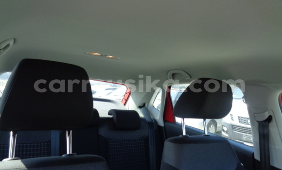 Acheter Occasion Voiture Volkswagen Polo Rouge à Beitbridge, Matabeleland South Acheter Occasion Voiture Volkswagen Polo Rouge à Beitbridge, Matabeleland South