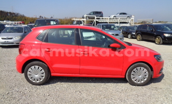 Acheter Occasion Voiture Volkswagen Polo Rouge à Beitbridge, Matabeleland South Acheter Occasion Voiture Volkswagen Polo Rouge à Beitbridge, Matabeleland South