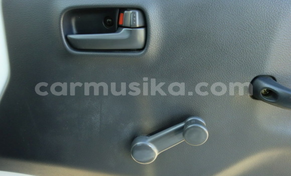 Buy Used Suzuki Carry White Truck in Beitbridge in Matabeleland South Buy Used Suzuki Carry White Truck in Beitbridge in Matabeleland South