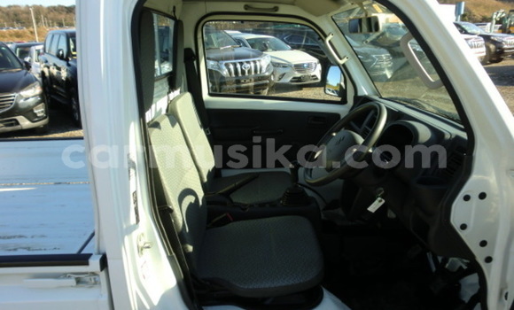 Buy Used Suzuki Carry White Truck in Beitbridge in Matabeleland South Buy Used Suzuki Carry White Truck in Beitbridge in Matabeleland South