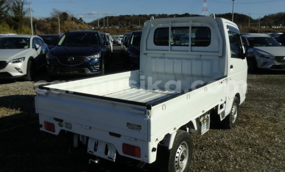 Buy Used Suzuki Carry White Truck in Beitbridge in Matabeleland South Buy Used Suzuki Carry White Truck in Beitbridge in Matabeleland South