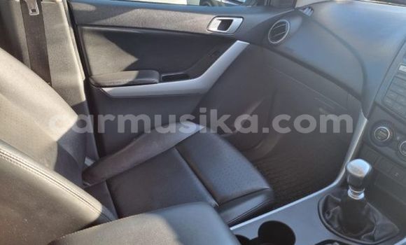 Nunua Ilio tumika Mazda BT-50 Nyeupe Gari ndani ya Beitbridge nchini Matabeleland Kusini Nunua Ilio tumika Mazda BT-50 Nyeupe Gari ndani ya Beitbridge nchini Matabeleland Kusini