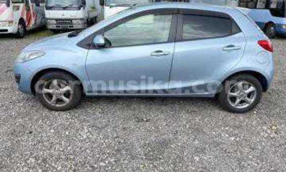 Buy Used Mazda Demio Blue Car in Beitbridge in Matabeleland South Buy Used Mazda Demio Blue Car in Beitbridge in Matabeleland South