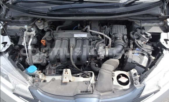 Acheter Occasion Voiture Honda Fit Gris à Beitbridge, Matabeleland South Acheter Occasion Voiture Honda Fit Gris à Beitbridge, Matabeleland South