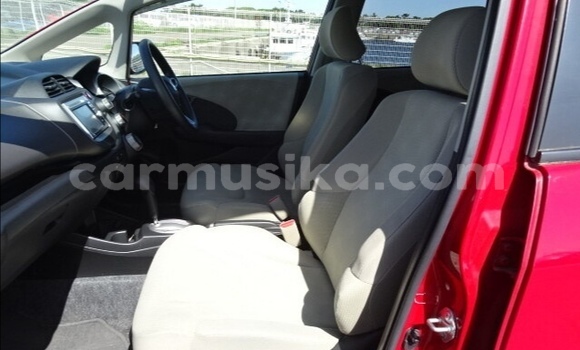 Acheter Occasion Voiture Honda Fit Rouge à Beitbridge, Matabeleland South Acheter Occasion Voiture Honda Fit Rouge à Beitbridge, Matabeleland South