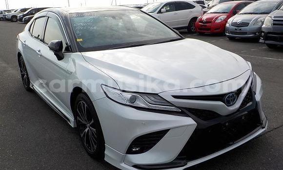 Nunua Ilio tumika Toyota Camry Fedha Gari ndani ya Beitbridge nchini Matabeleland Kusini