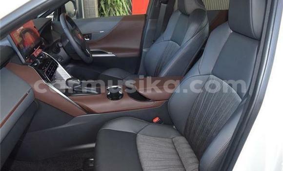 Acheter Occasion Voiture Toyota Harrier Blanc à Beitbridge, Matabeleland South Acheter Occasion Voiture Toyota Harrier Blanc à Beitbridge, Matabeleland South